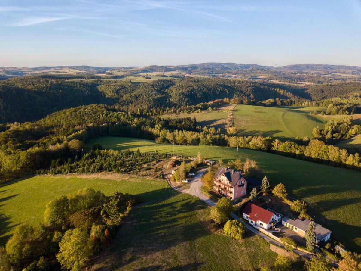 Panorama-Apartments Weinberghaus Mittelndorf Exterior foto
